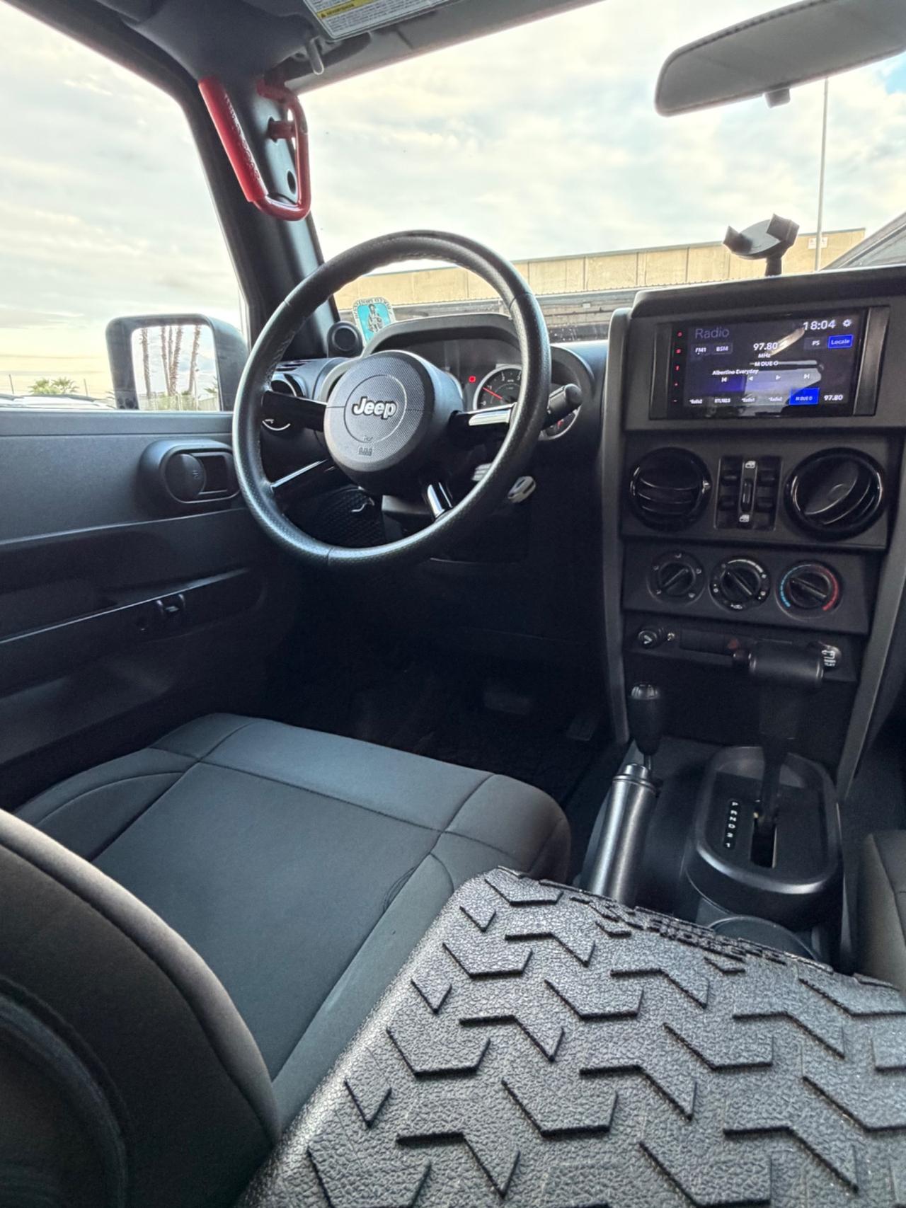 Jeep Wrangler Unlimited 2.8 CRD DPF Rubicon Auto