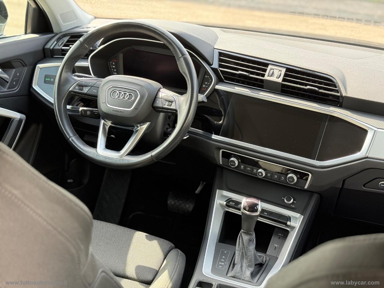 AUDI Q3 SPB 35 TDI quattro S tr. Ident. Black