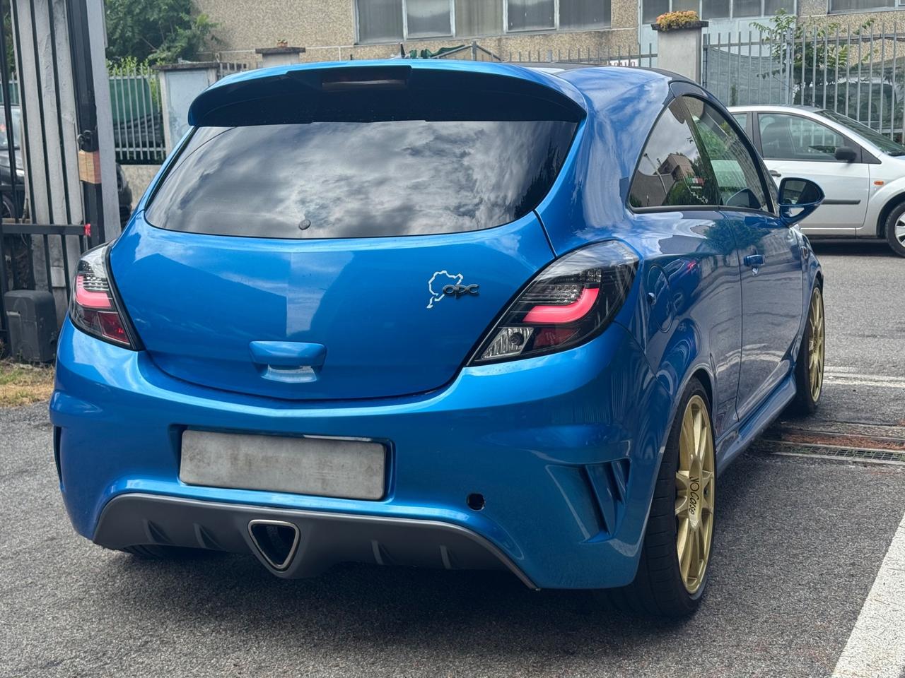 Opel Corsa 1.6 T 192CV 3 porte OPC