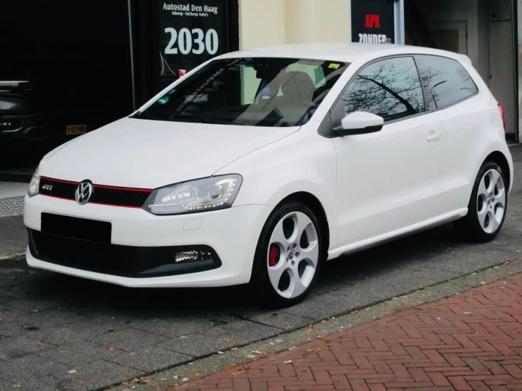 Volkswagen Polo 1.4 TSI 180cv DSG 3p. GTI Panorama