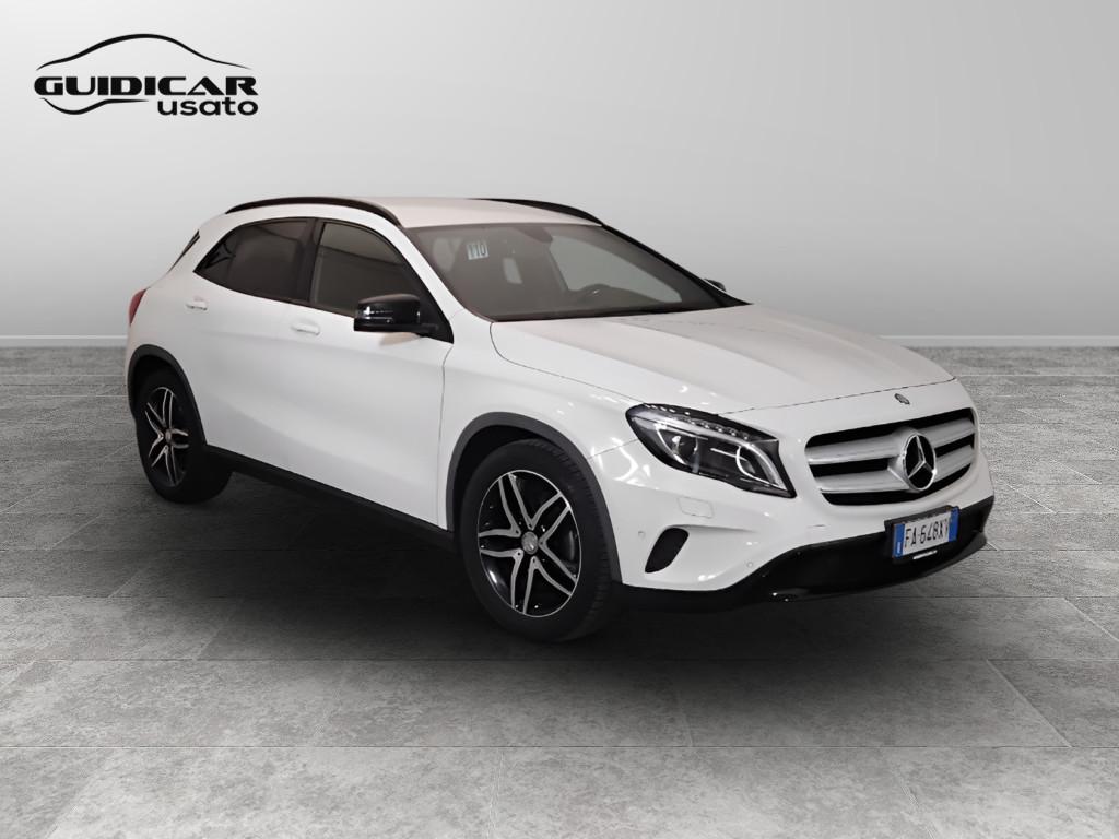 Mercedes-Benz GLA-X156 2014 - GLA 220 d (cdi) Sport 4matic 170cv auto