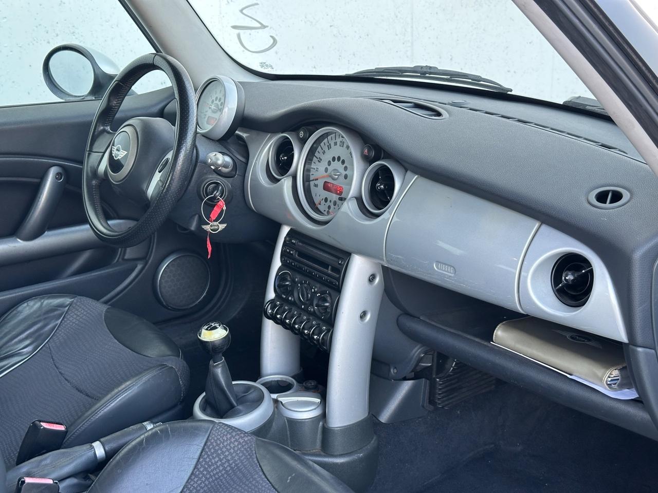 Mini 1.6 16V Cooper Neopatentati