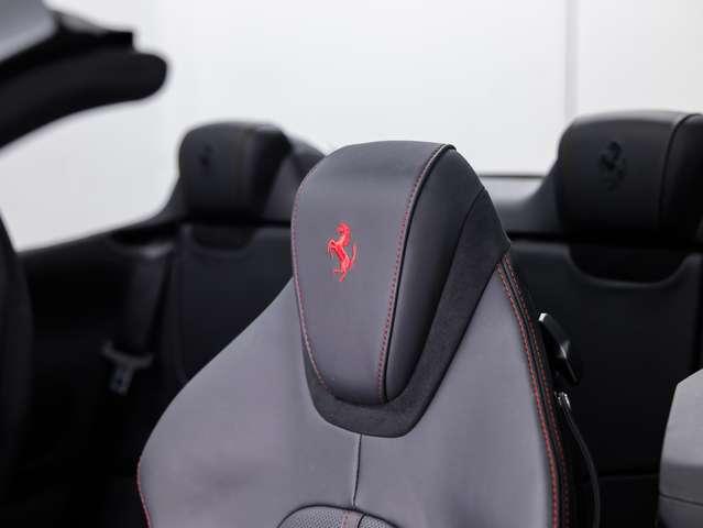 Ferrari Roma Spider