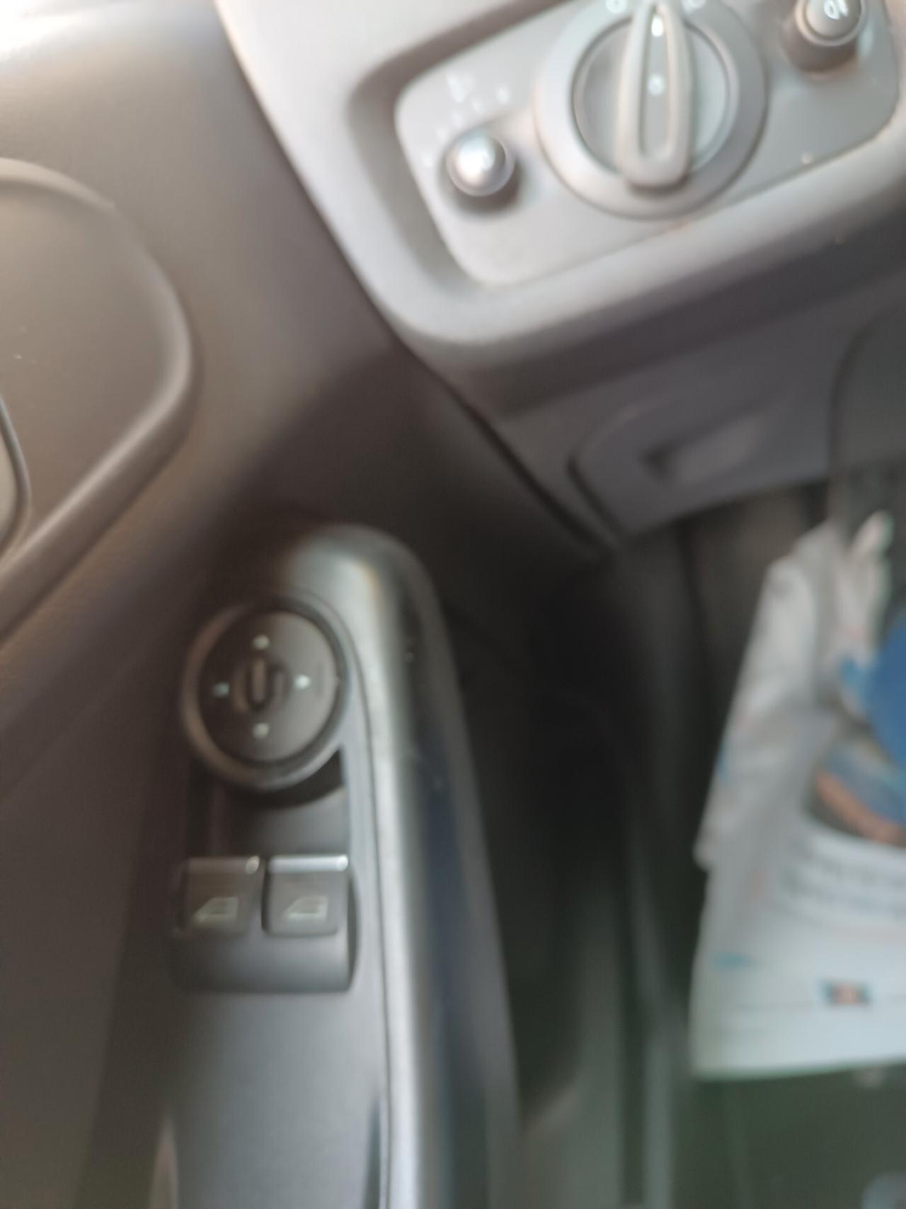 Ford Fiesta 1.5 TDCi 75CV 5 porte Business