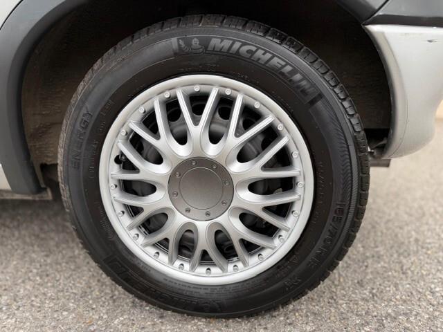 Opel Corsa 1.2i cat 5 porte Swing