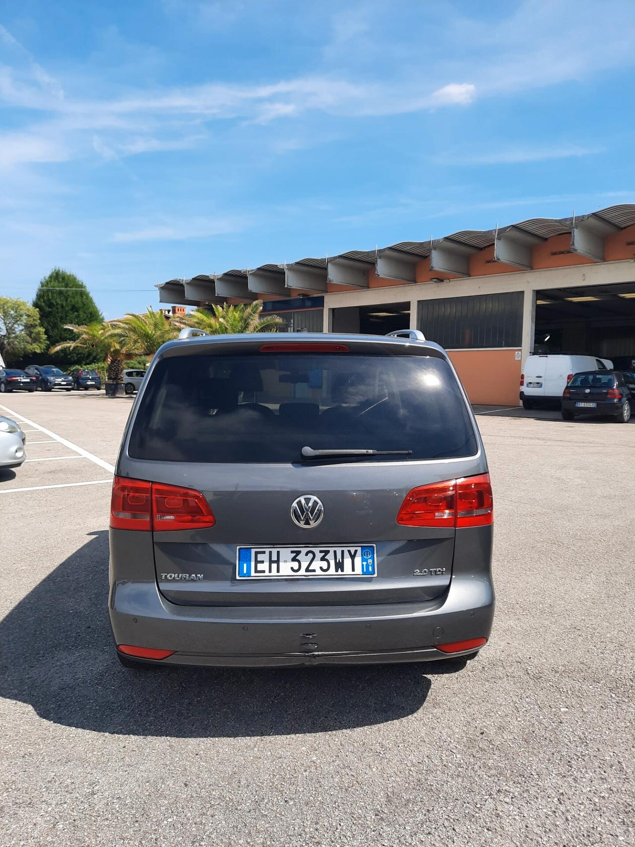 Volkswagen Touran 2.0 TDI 140 CV 7 POSTÌ