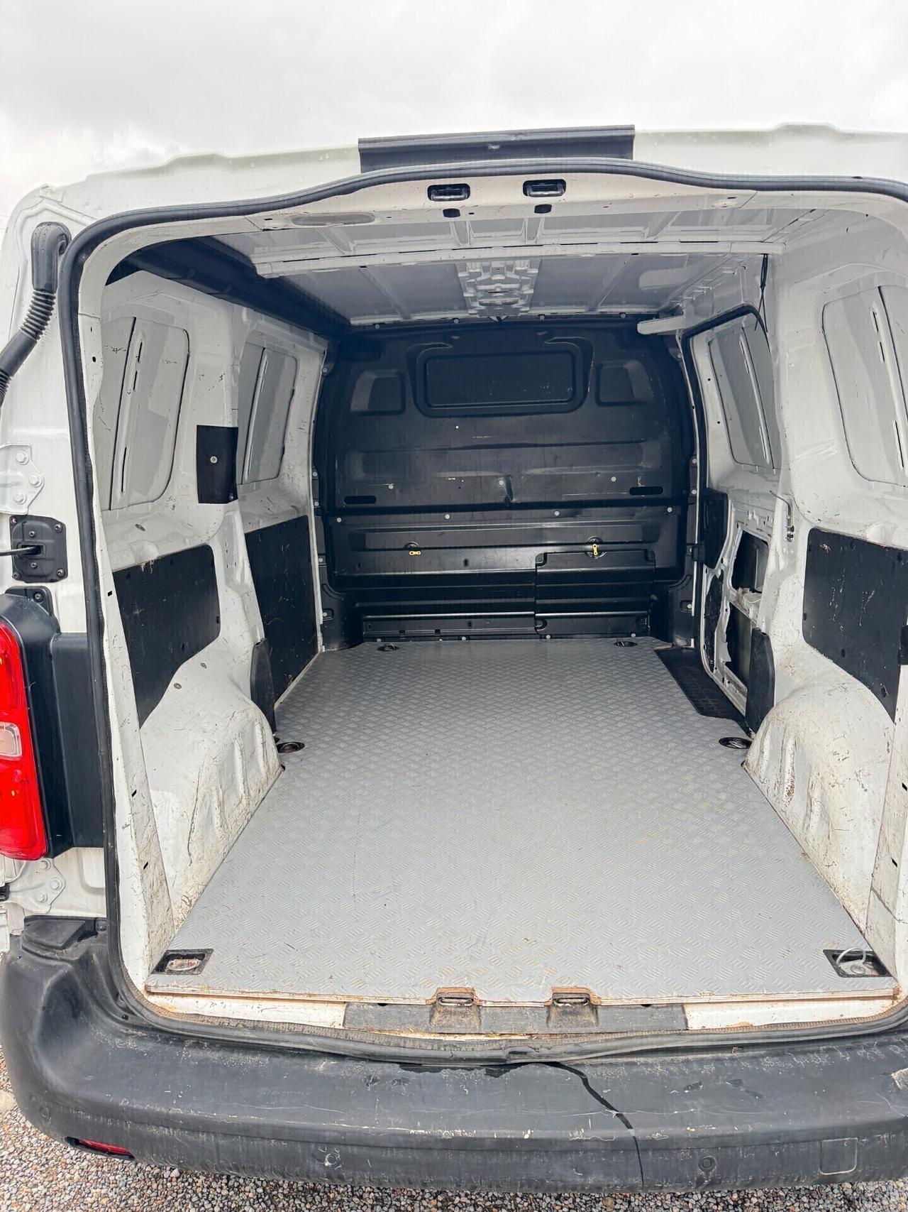 Opel Vivaro Eu6.2 2020