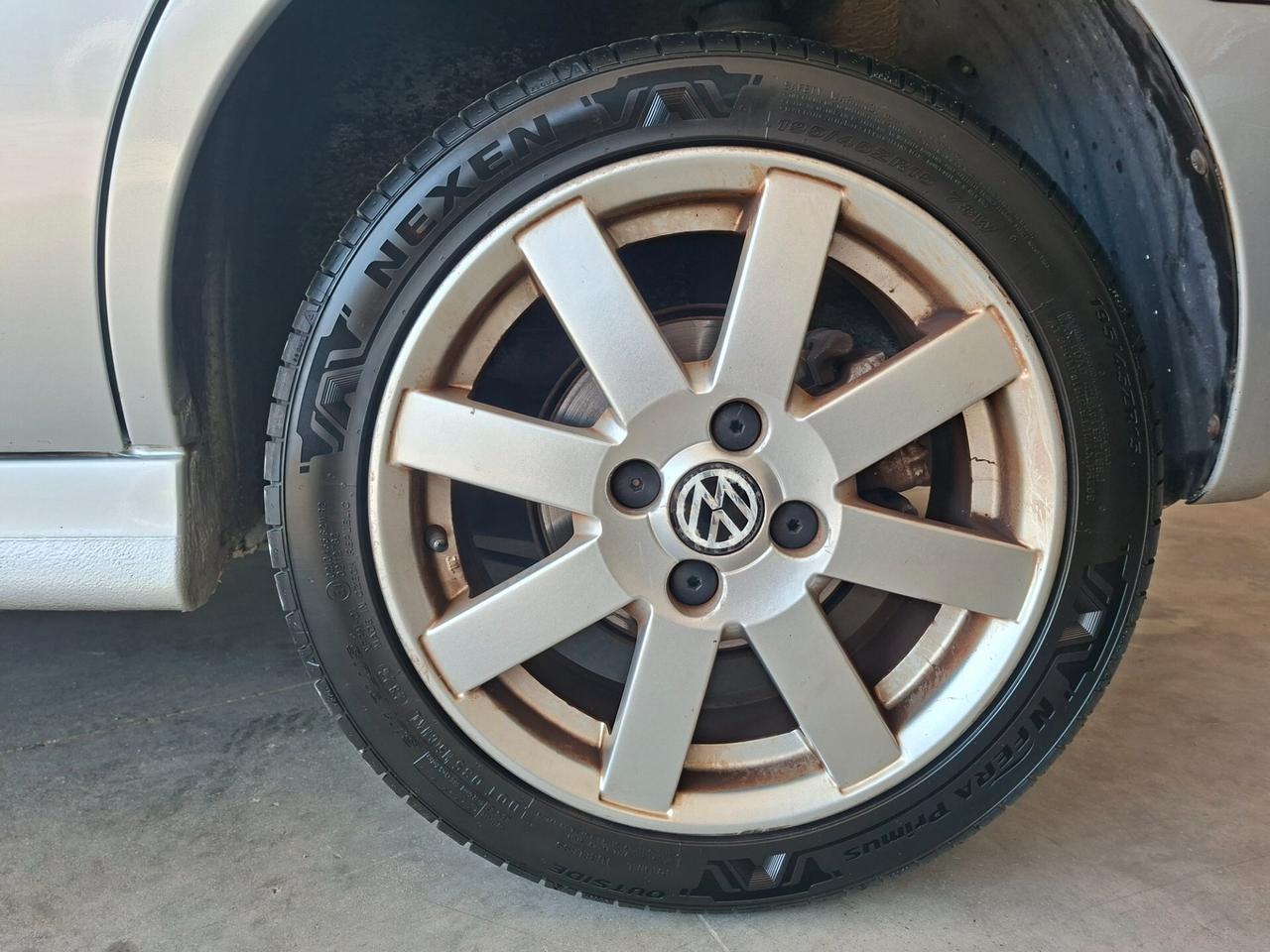 Volkswagen Polo 1.4 16V cat 5p. Highline