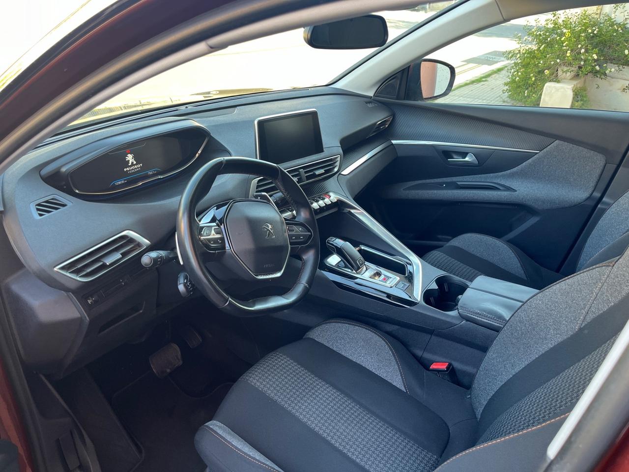 Peugeot 3008 BlueHDi 120 S&S EAT6 Active