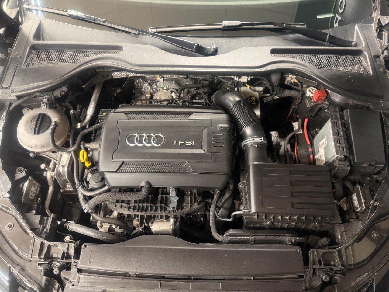 Audi TT Coupe 2.0 tfsi S line quattro s-tronic
