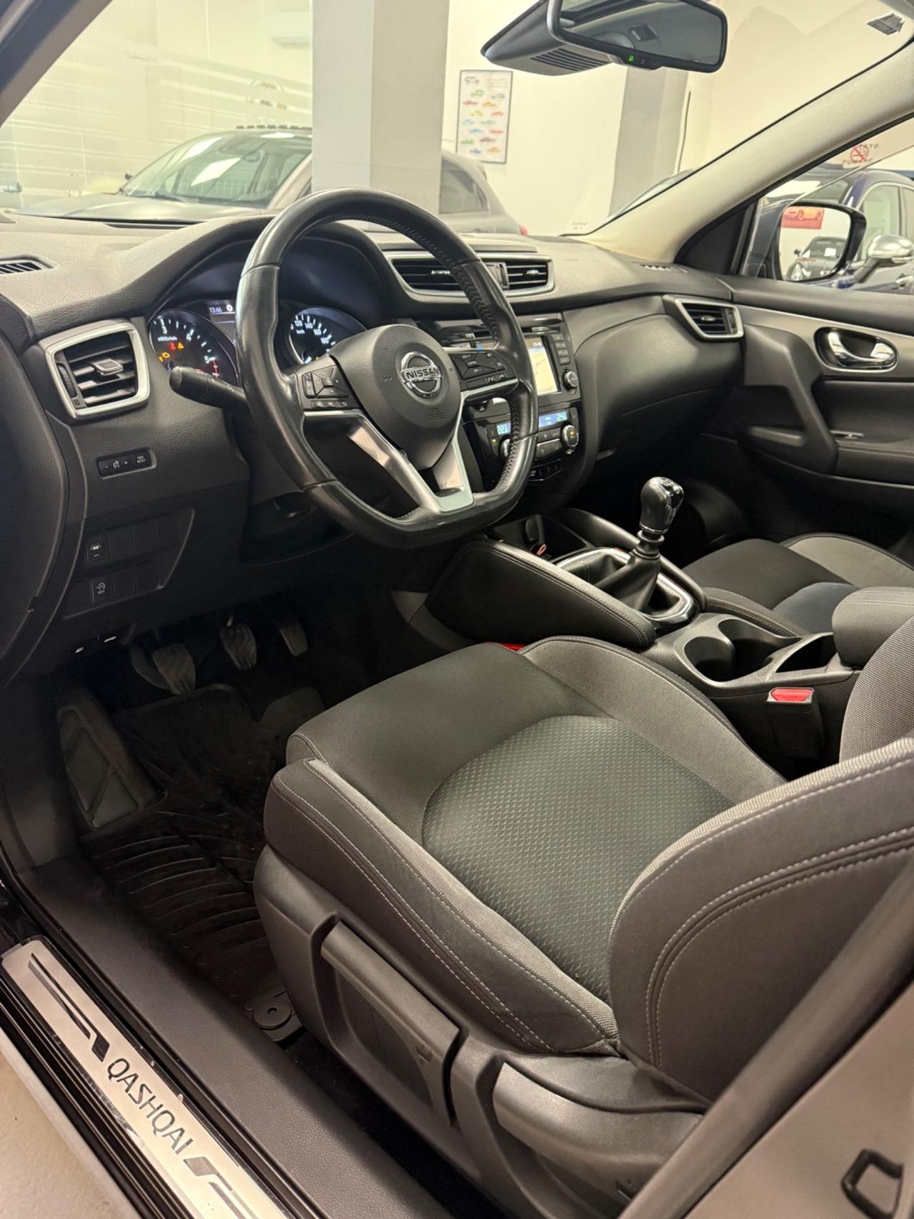 Nissan Qashqai 1.5 dCi N-Connecta