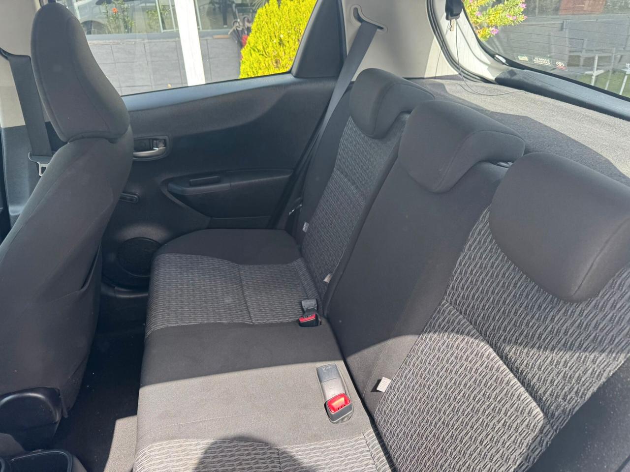 Toyota Yaris 1.0 5 porte Lounge