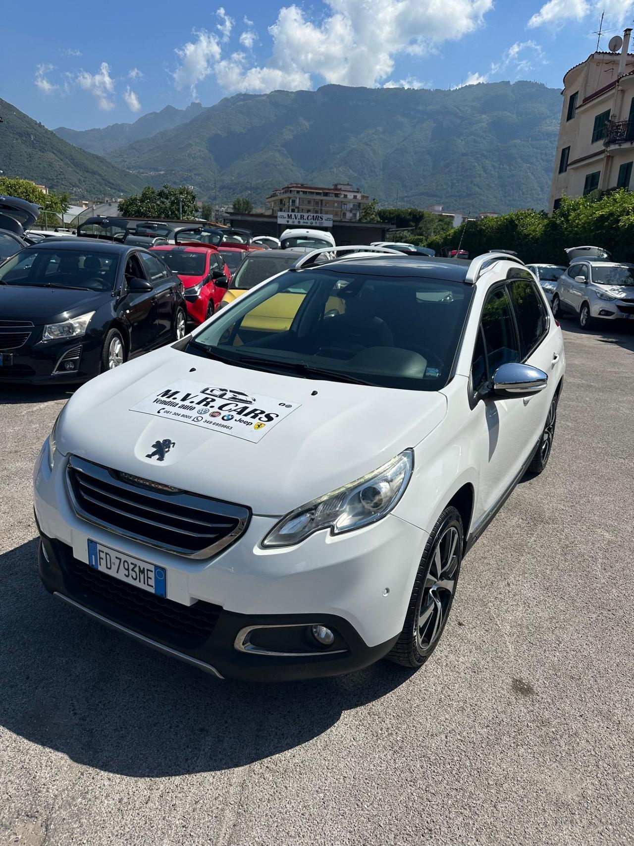 Peugeot 2008 BlueHDi 100 BLACK MATT