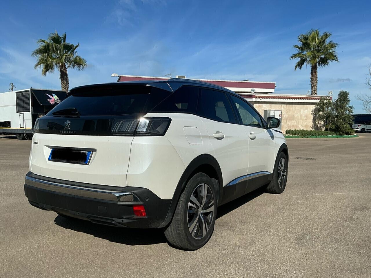 PEUGEOT 3008 1.5 DIESEL 130cv ALLURE -12/2020