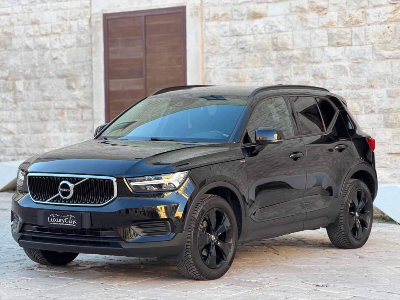 Volvo XC40 D3 R-design 2.0 150 Cv AUTOMATIC LED PELLE