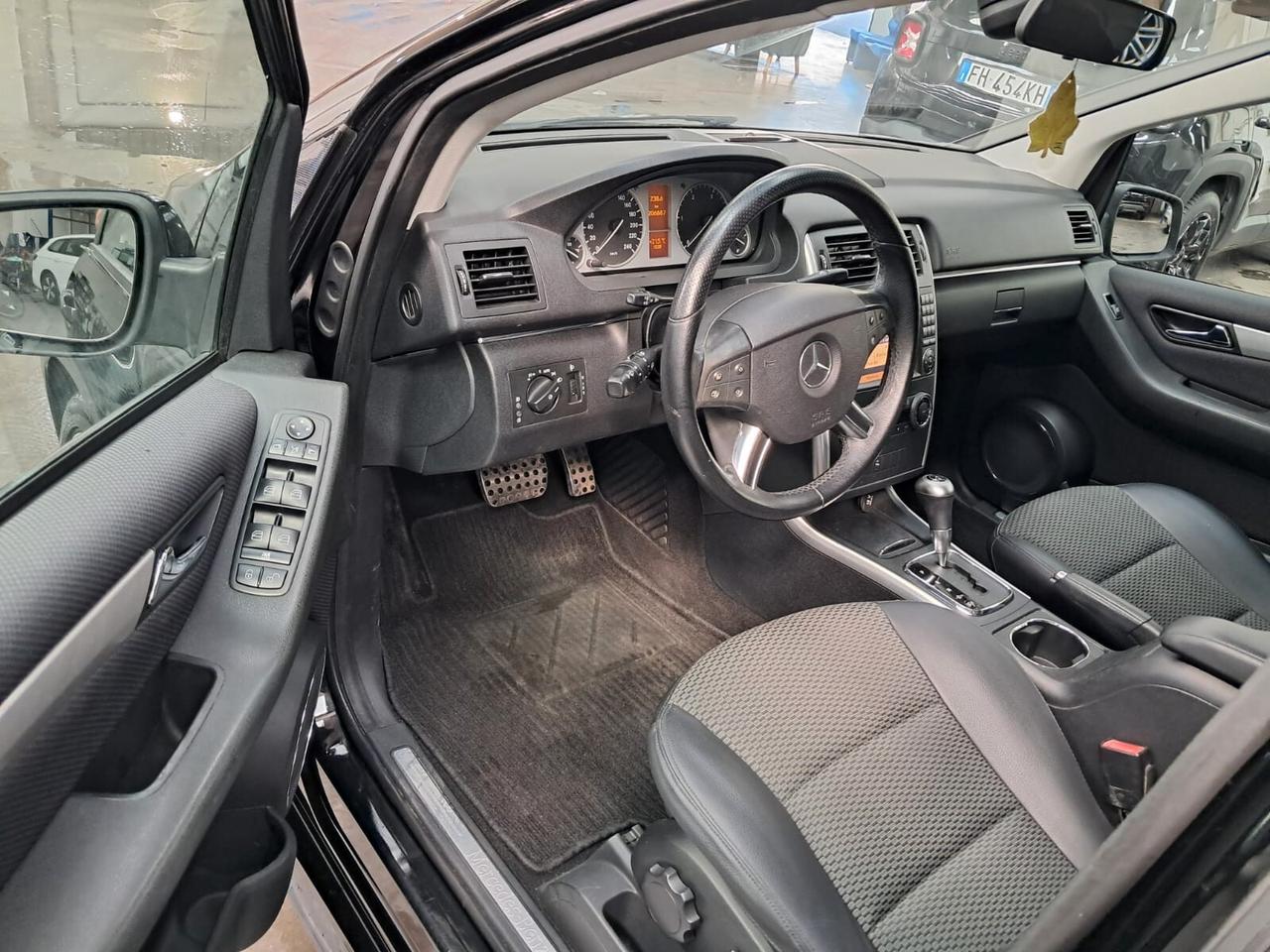 Mercedes-benz B 200 CDI Premium