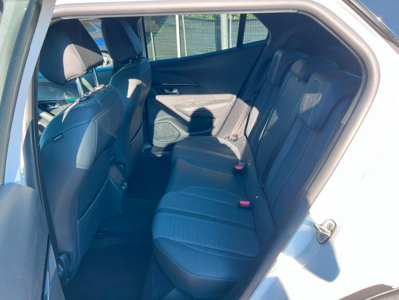 Peugeot 2008 BlueHDi 110 S&S Allure Pack