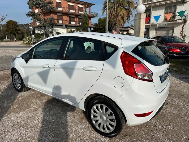 Ford Fiesta 5 Porte Fiesta 5p 1.4 Titanium Gpl 92cv