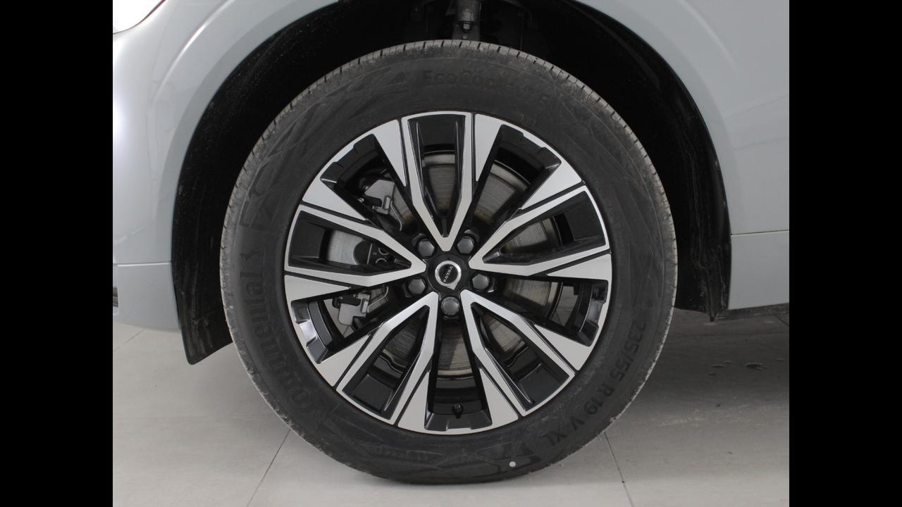 VOLVO XC60 CORE B4 AUT N1