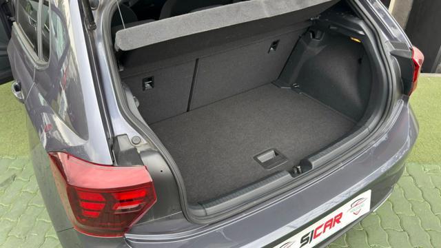 VOLKSWAGEN Polo 1.0 TSI DSG R-Line