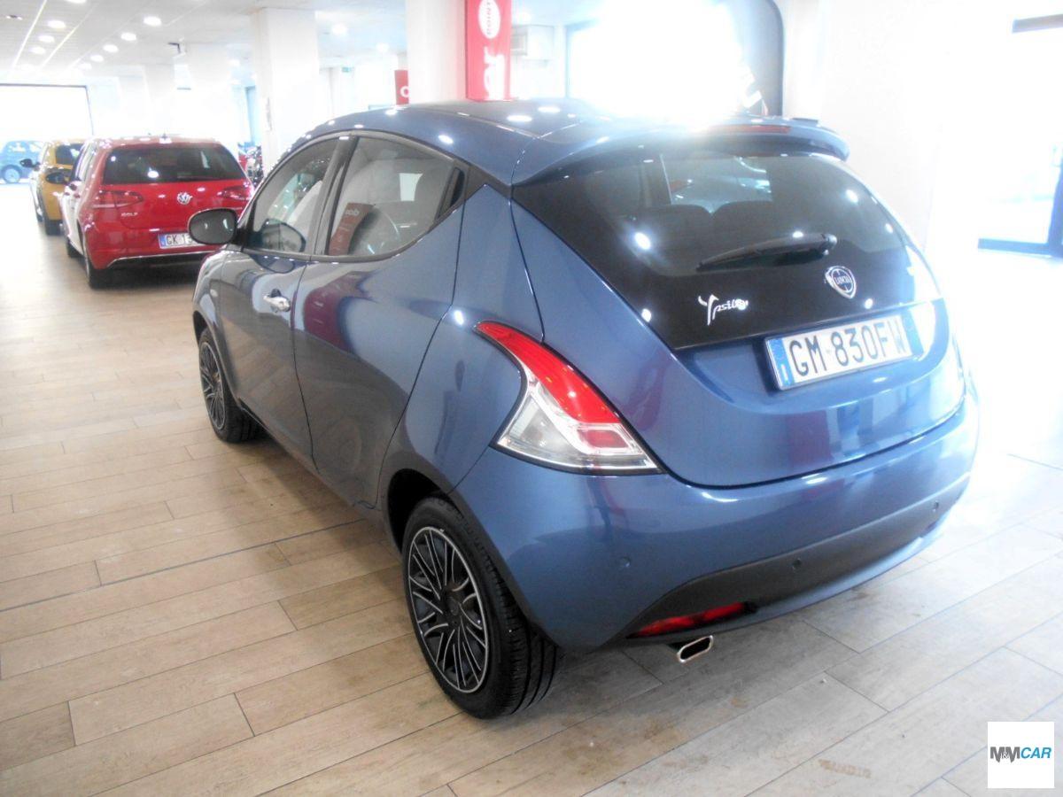 LANCIA - Ypsilon - 1.0 FireFly 5p. S&S Hybrid Oro