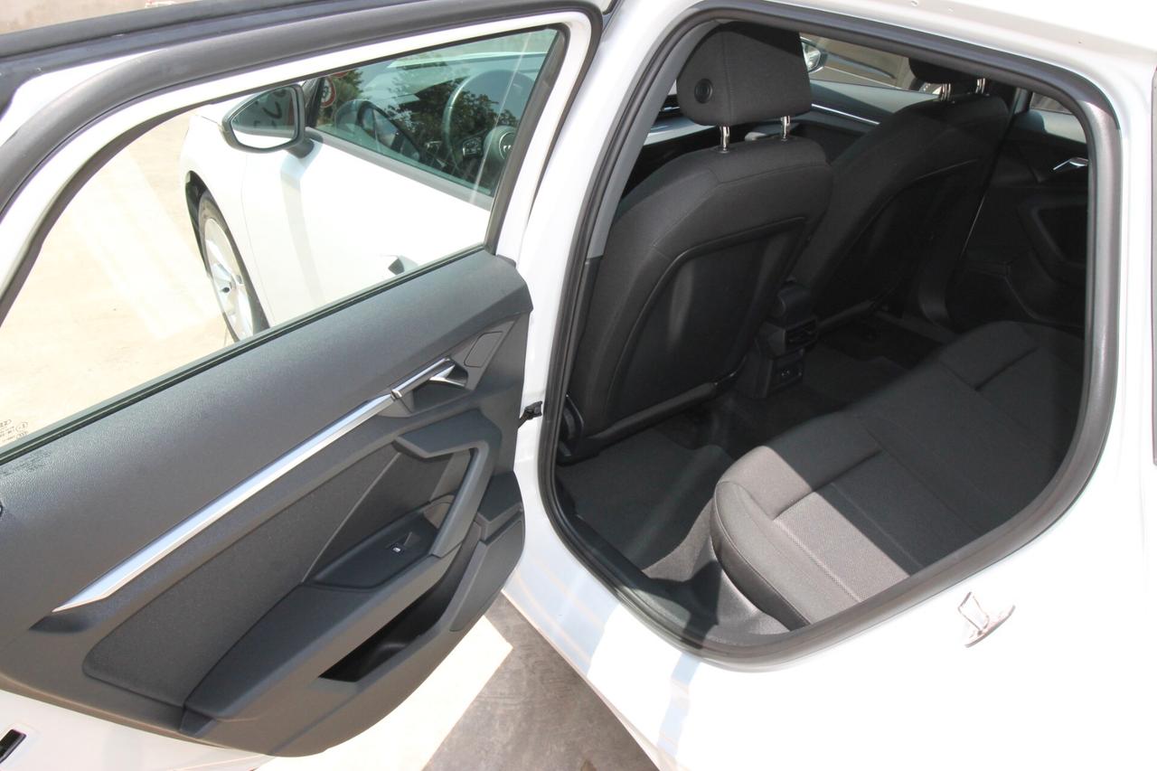 Audi A3 SPB 35 TDI auto Business Adv|43.000km|2022