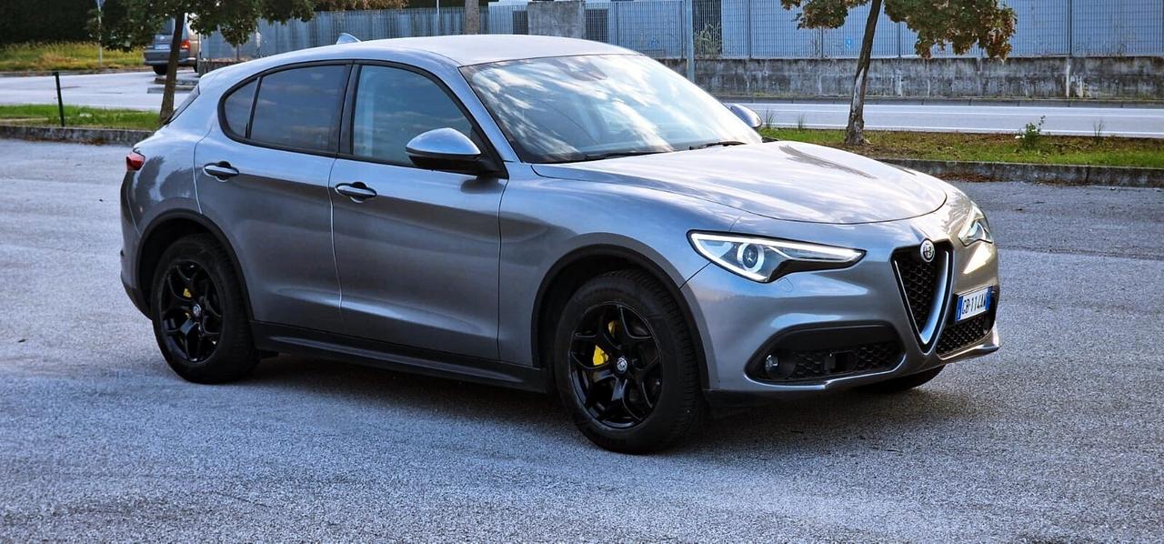 Alfa Romeo Stelvio 2.2 Turbodiesel 190 CV AT8 Q4