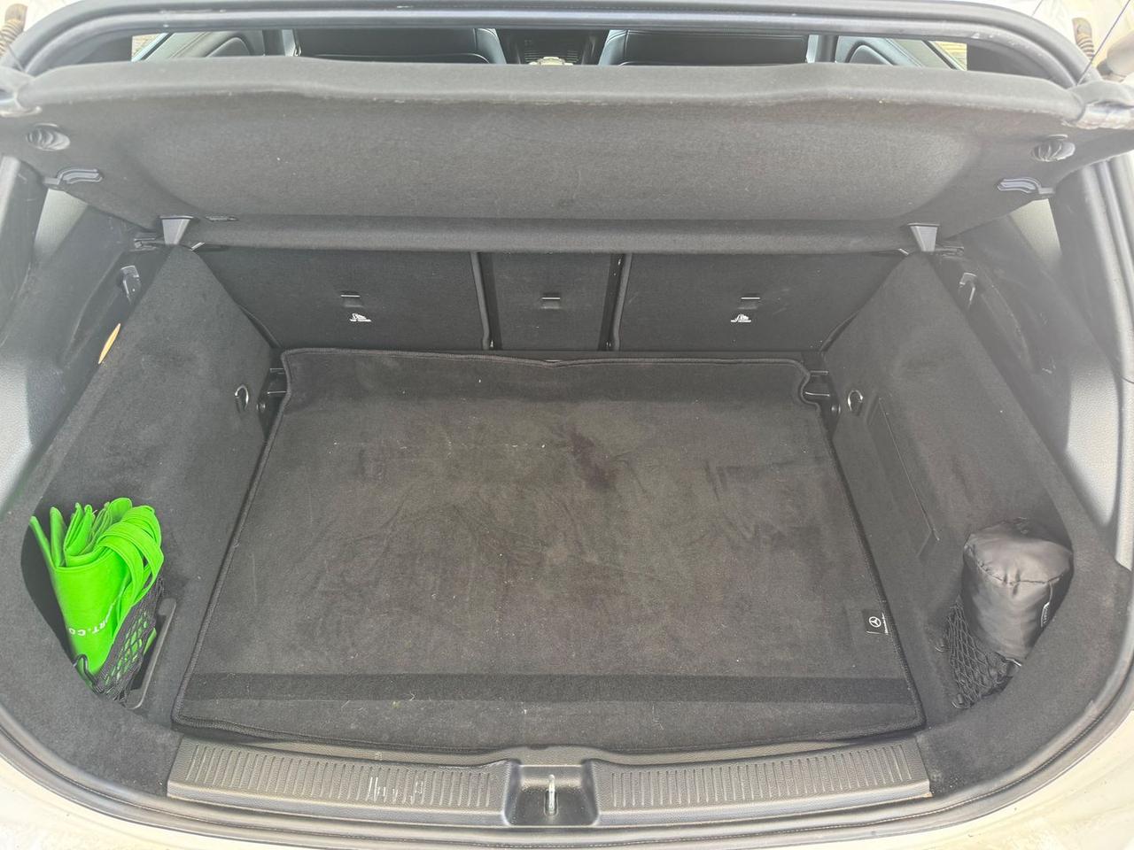 Mercedes-Benz B 180 Sport Plus B 180 D
