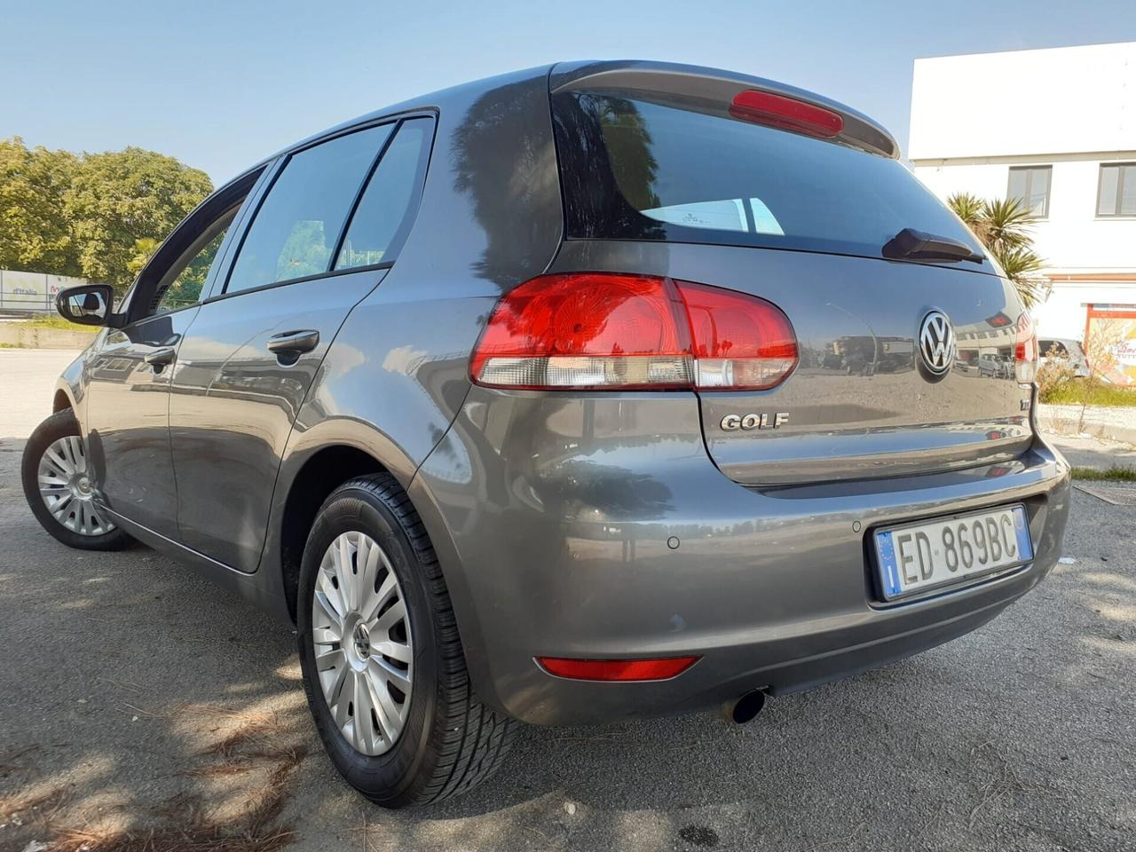 Volkswagen Golf 1.6 TDI DPF 3P TRENDLINE