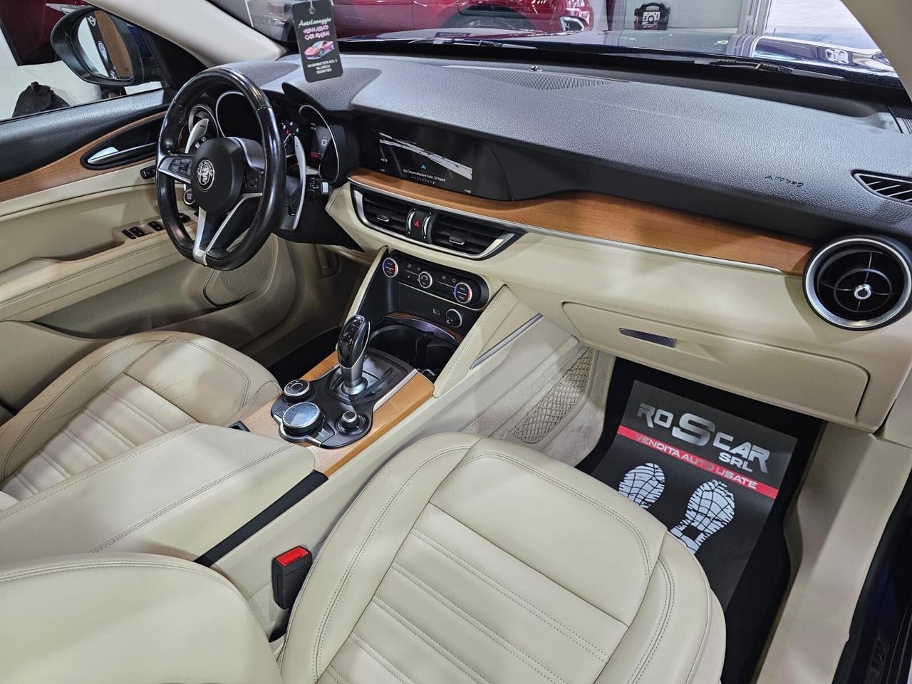 Alfa Romeo Stelvio 2.2 AT8 Q4 210 CV Executive