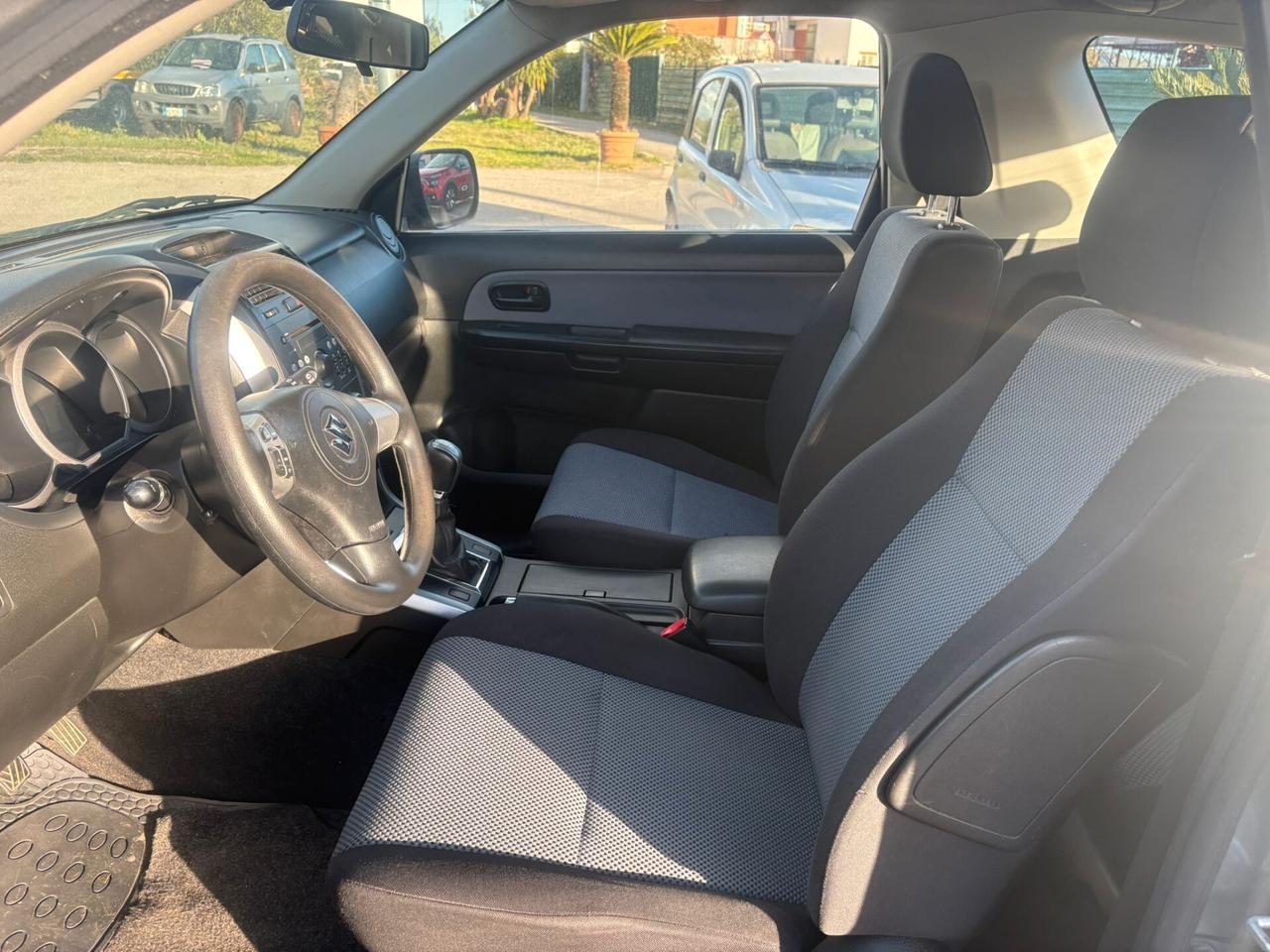 Suzuki Grand Vitara 1.9 DDiS 3 porte