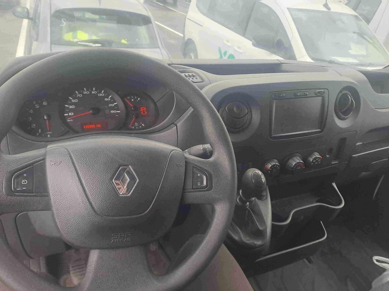 RENAULT MASTER 2.3dci CON SPONDA