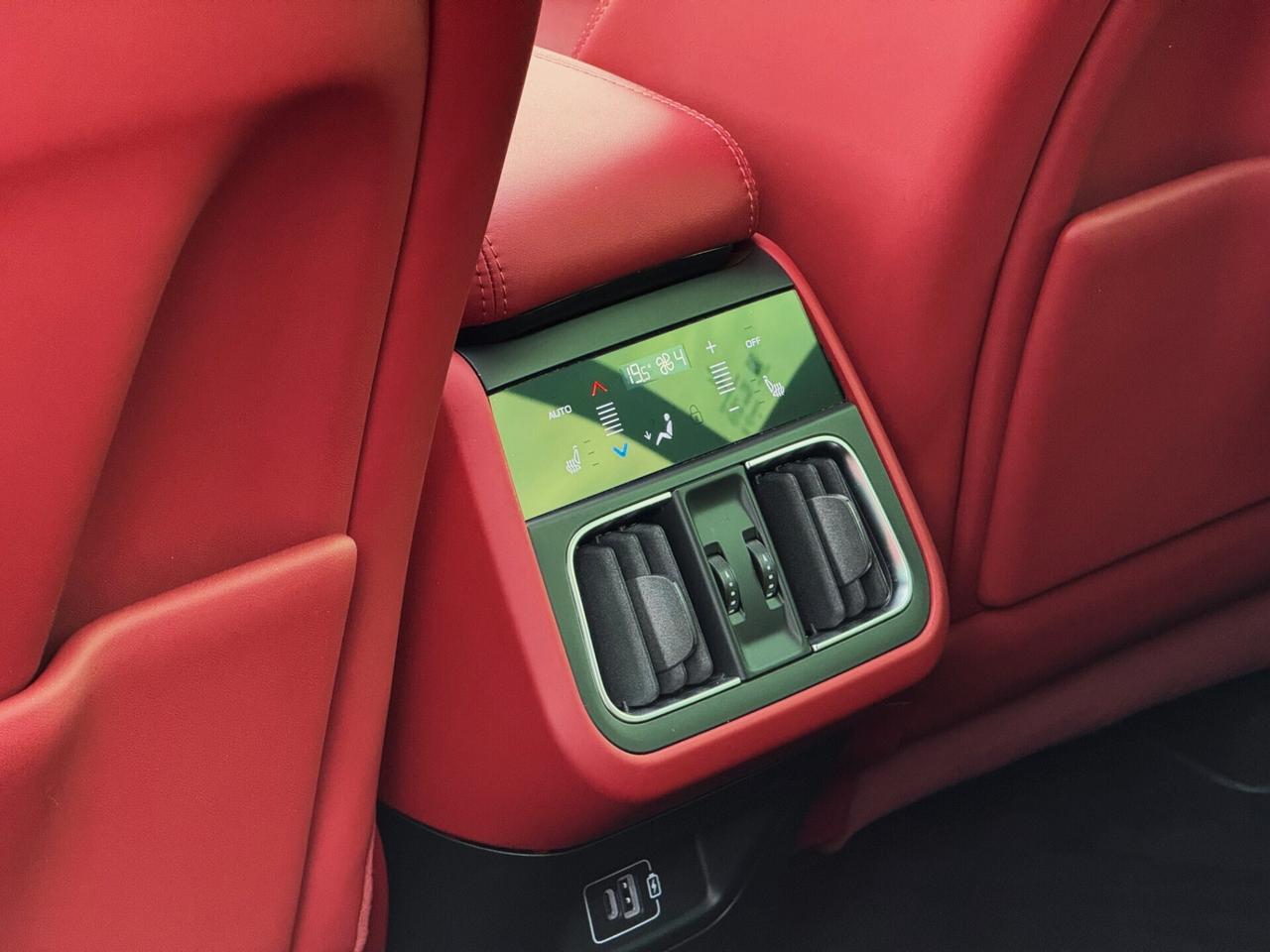 Maserati Grecale 2.0 MHEV Modena 330CV TETTO