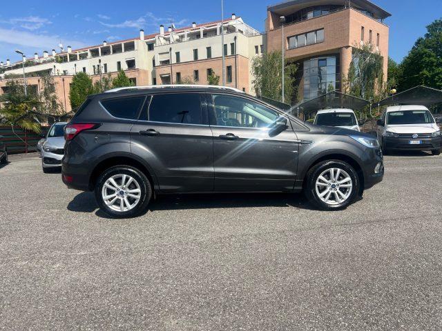 FORD Kuga 2.0 TDCI 120 CV 2WD BUSISESS