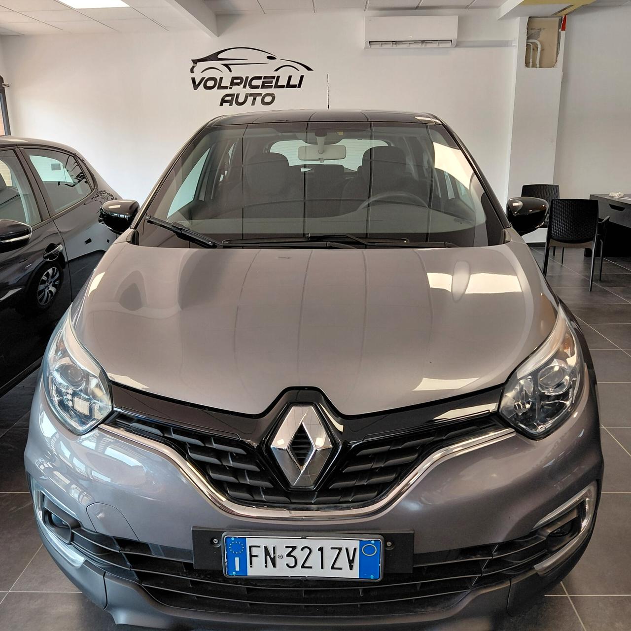 RENAULT CAPTUR ANNO 2018 BZ ADATTA NEOPATENTATI KM 40 MILA