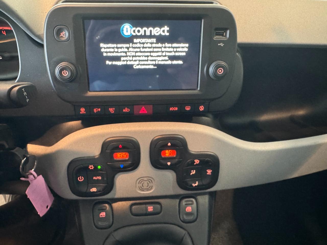 Fiat Panda 1.0 hybrid City Cross s&s 70cv