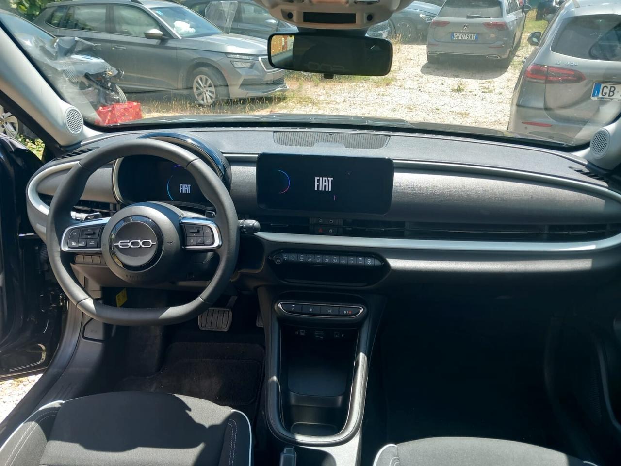 Fiat 600 Hybrid 100 CV DCT MHEV La Prima