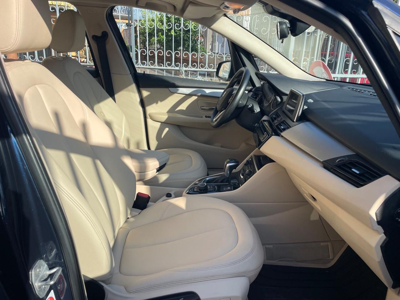 Bmw 2er Active Tourer 218d Luxury