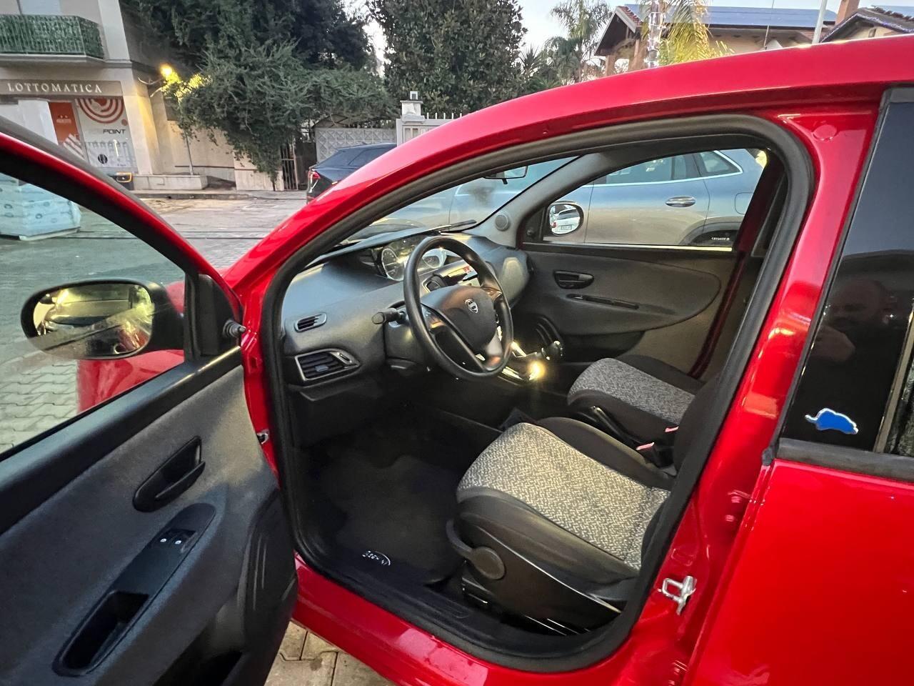 Lancia Ypsilon 1.2 MonogRam Gpl 69cv