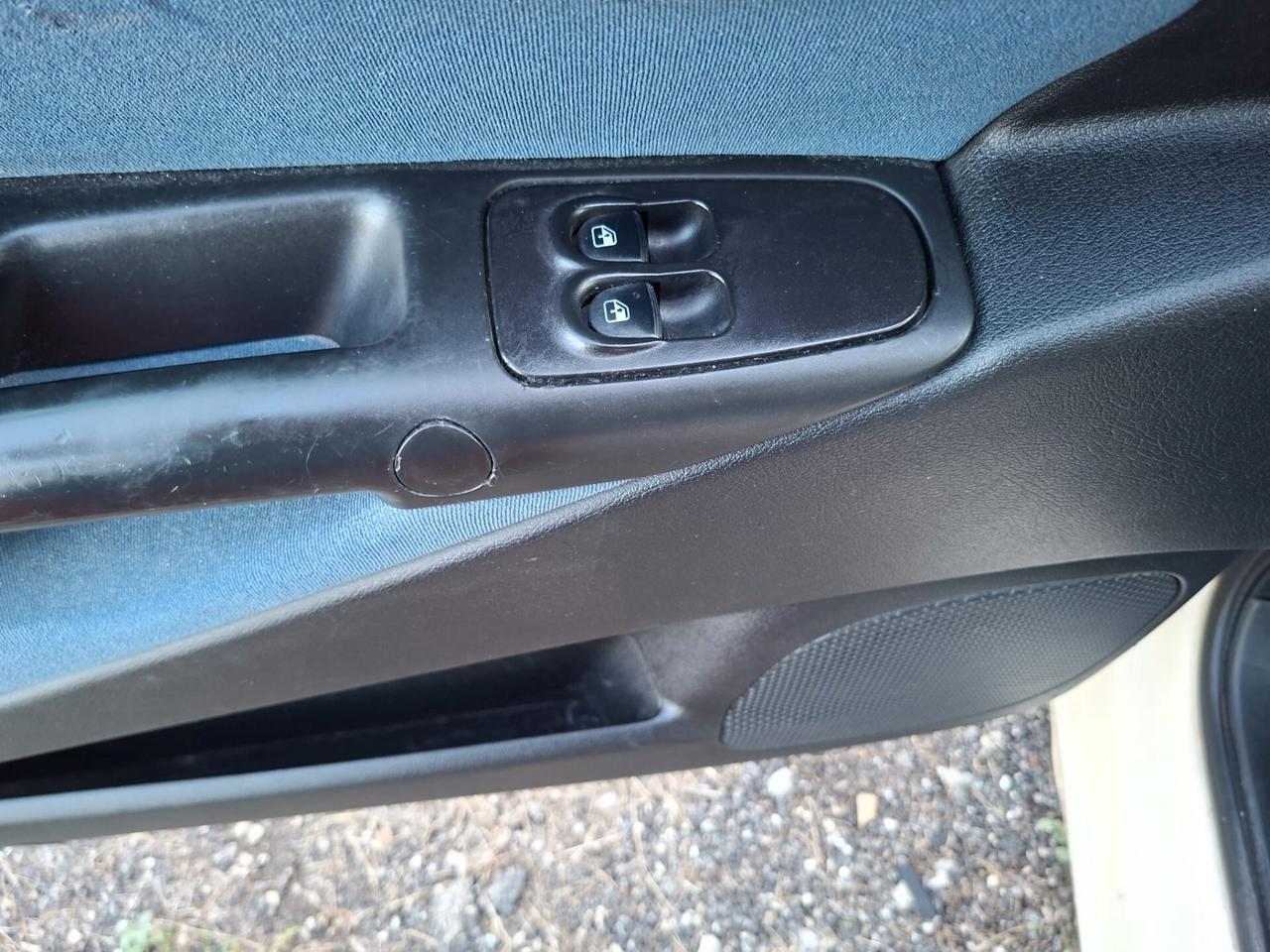 Lancia Ypsilon 1.2 benzina/GPL