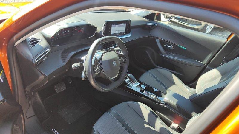 Peugeot 2008 BlueHDi 130 S&S EAT8 Allure Pack