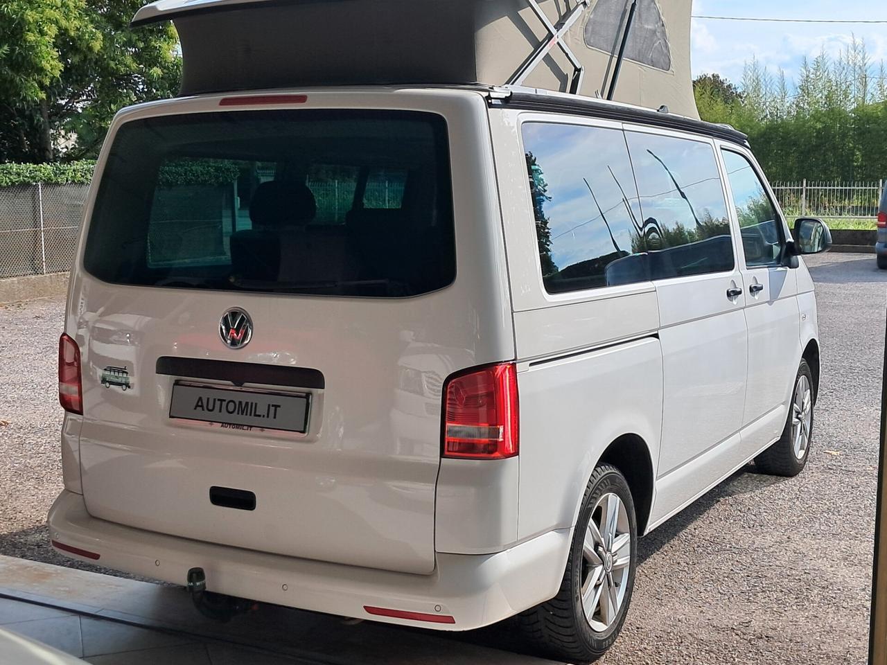 VOLKSWAGEN T5 CALIFORNIA BEACH 4MOTION 140 CV AUTOCARAVAN