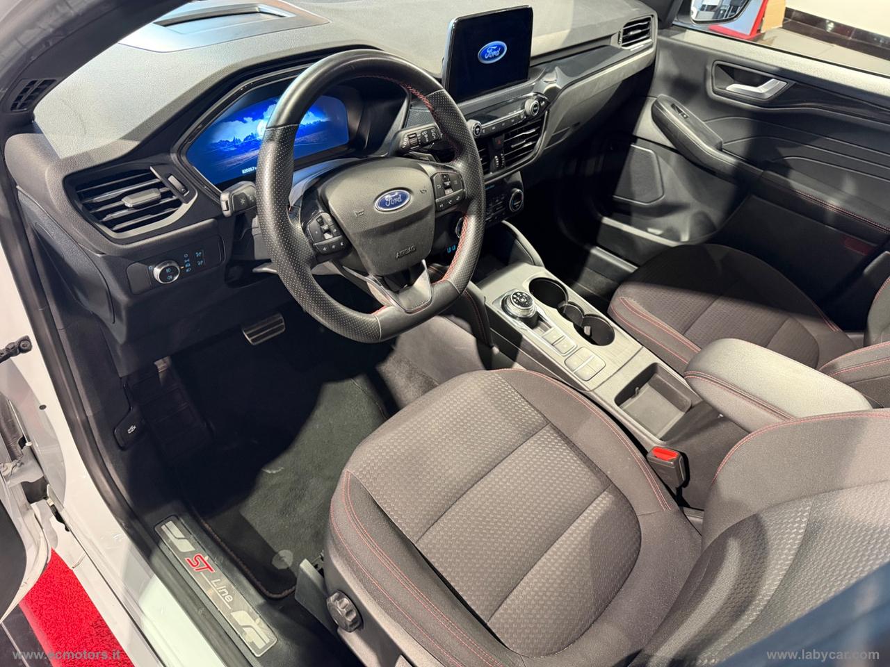 FORD Kuga 1.5 EcoBlue 120 CV aut. 2WD ST-Line
