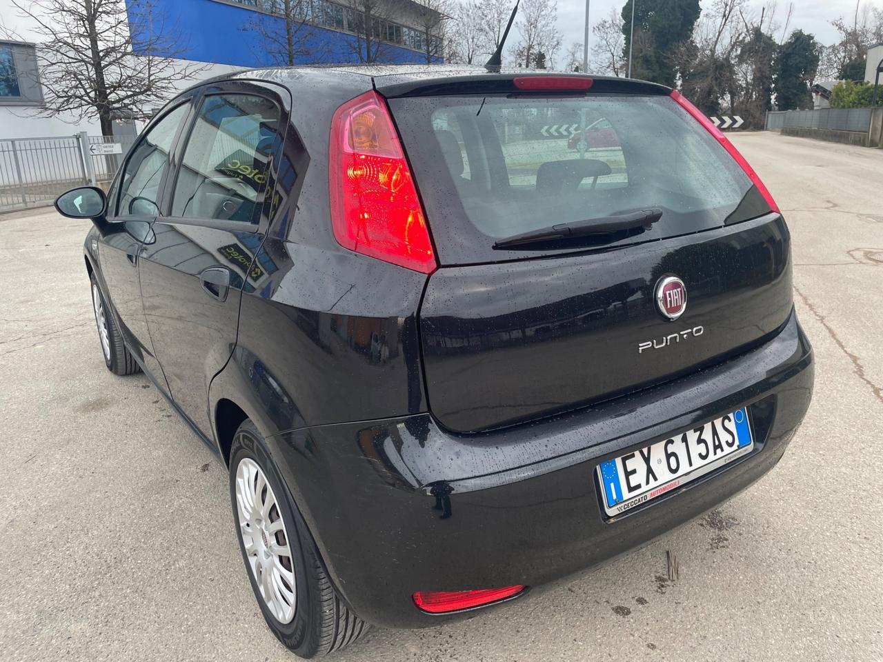 Fiat Punto 1.3 MJT 5 porte anno 2014 perfetta