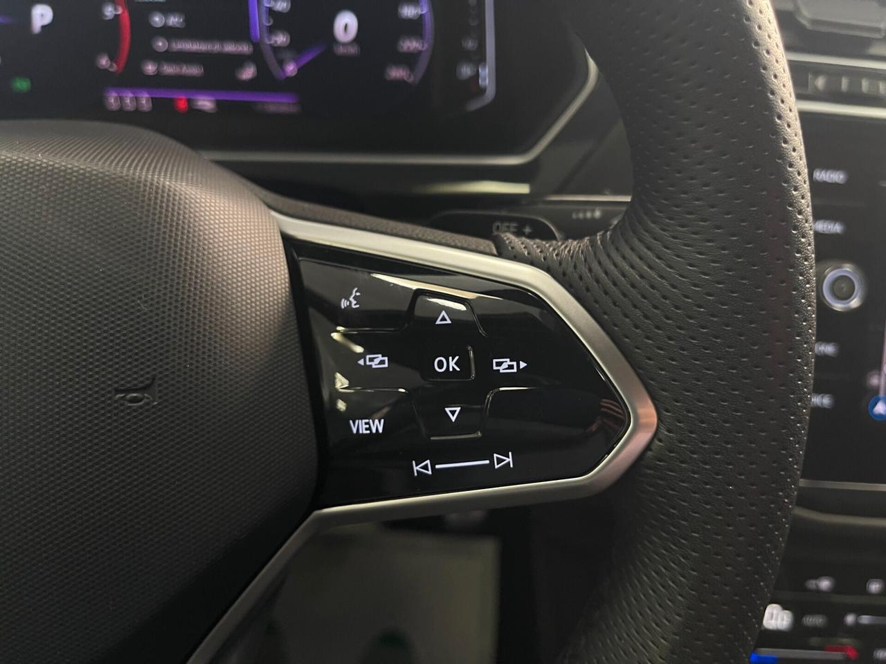 Volkswagen Tiguan 2.0 TDI 150cv SCR DSG R-Line