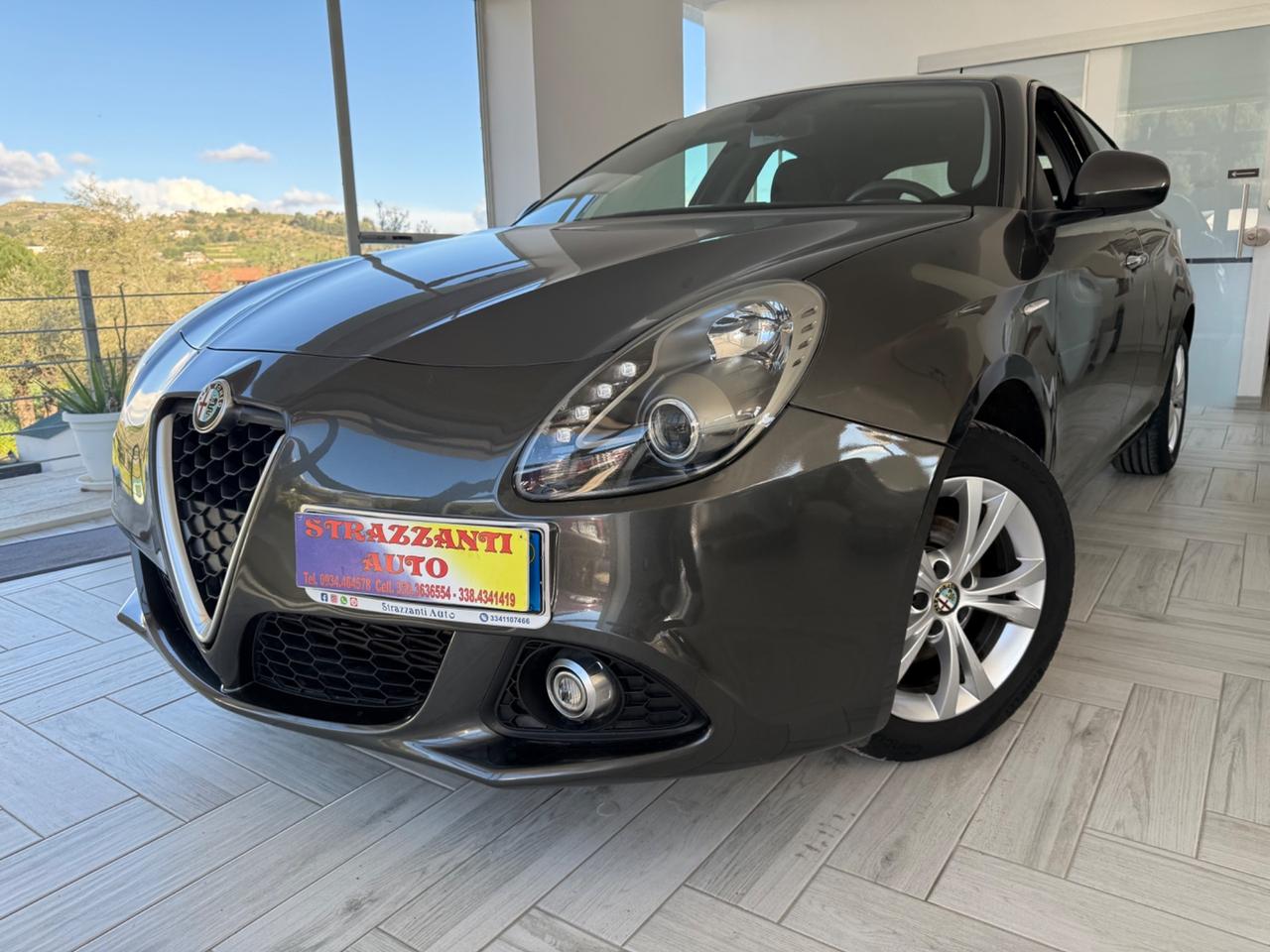 Alfa Romeo Giulietta 1.6JTDm Distinctive UNIPRO.2015