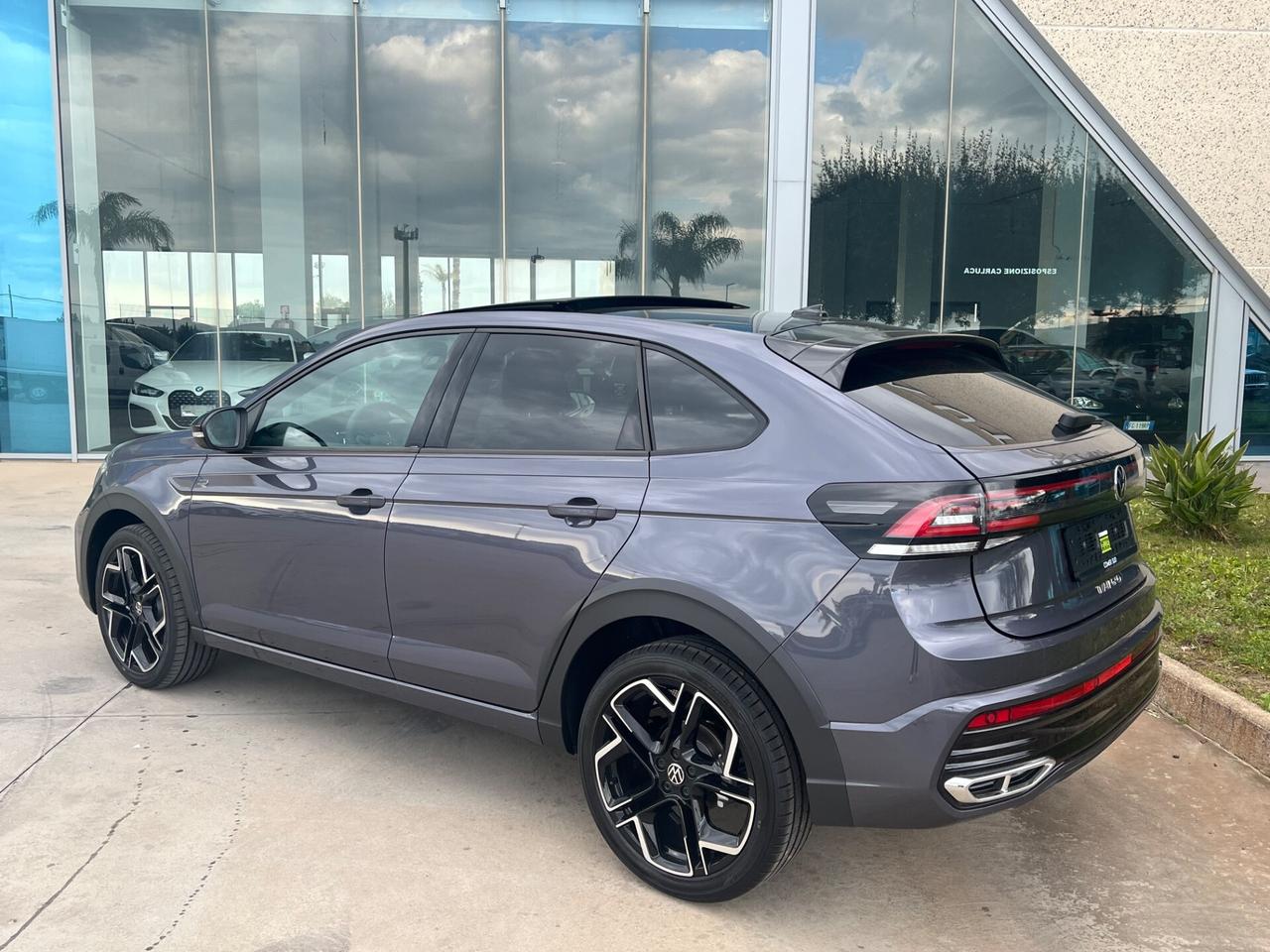 Volkswagen Taigo 1.0 TSI 115 CV R-Line Plus possibilità noleggio no scoring