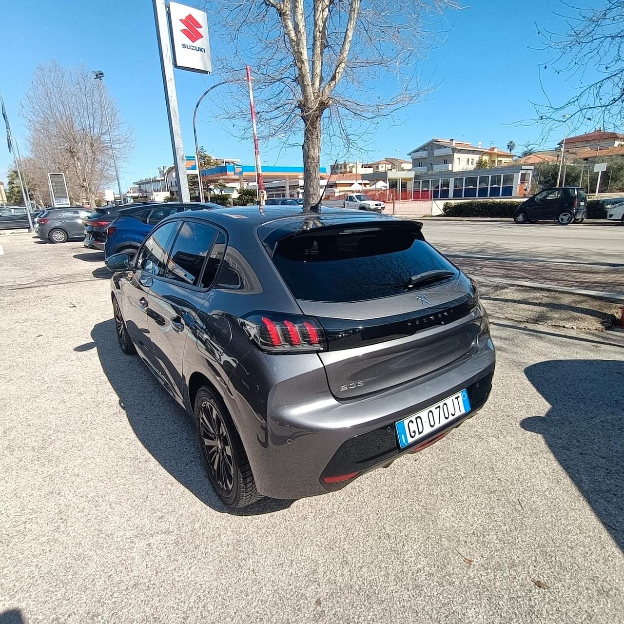 Peugeot 208 PureTech 100 Stop&Start 5 porte Allure