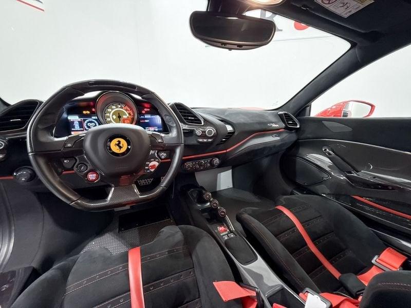 Ferrari 488 488 Pista