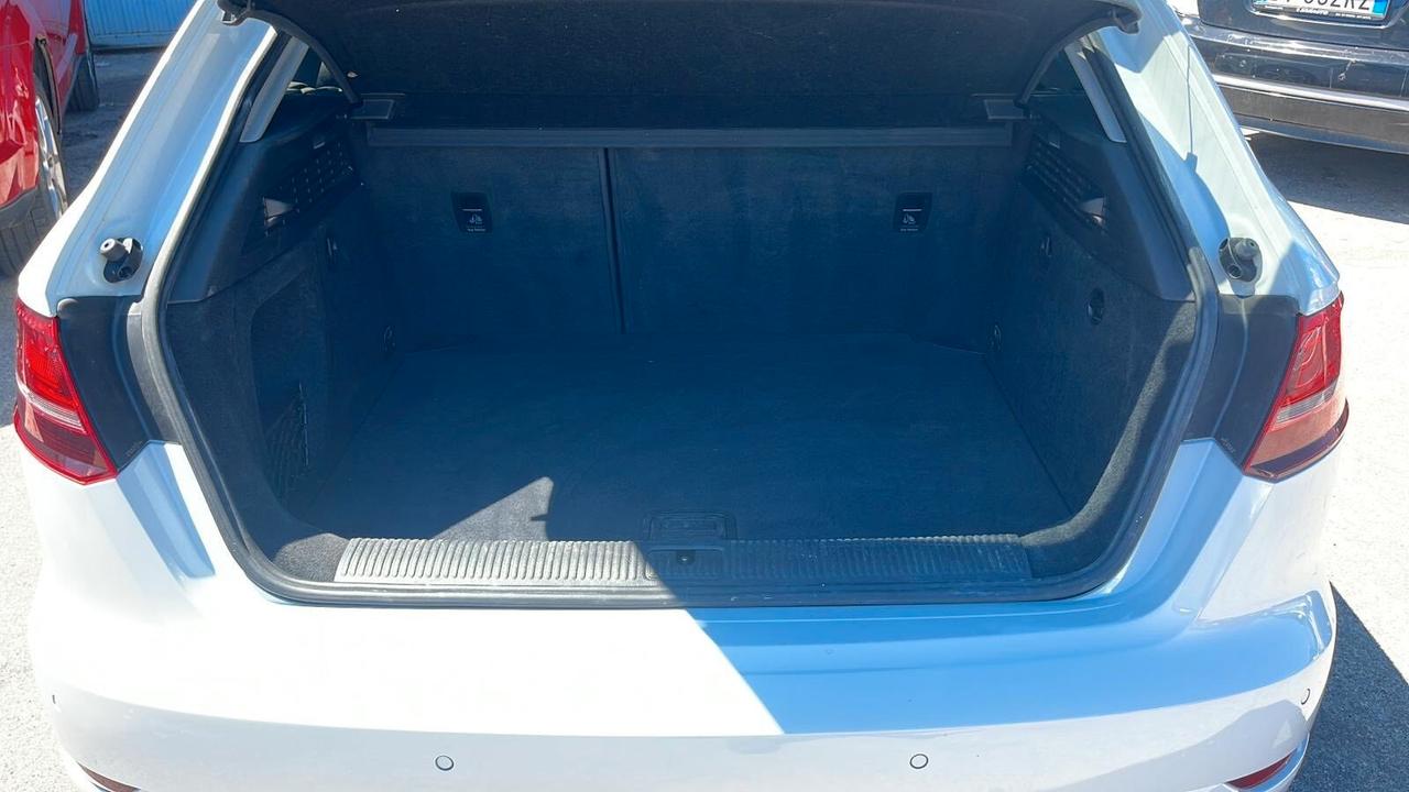 Audi A3 SPB 1.6 TDI 116 CV Design